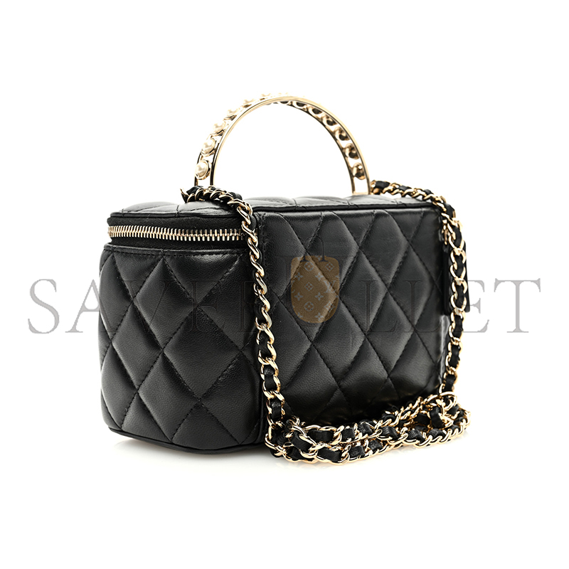 CHANEL MASTER SMALL PEARL TOP HANDLE VANITY CASE WITH CHAIN AP3956 (17*9.5*7.8cm)